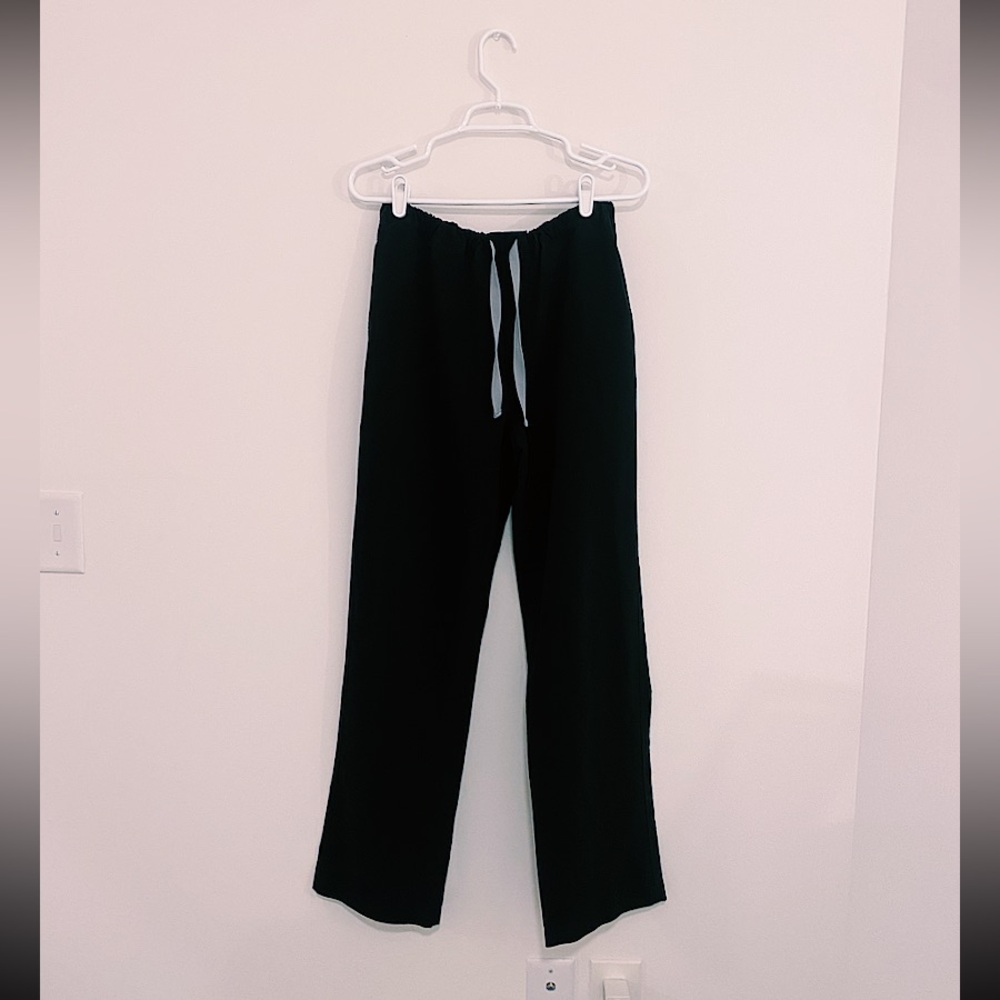 FIGS Scrub Pants